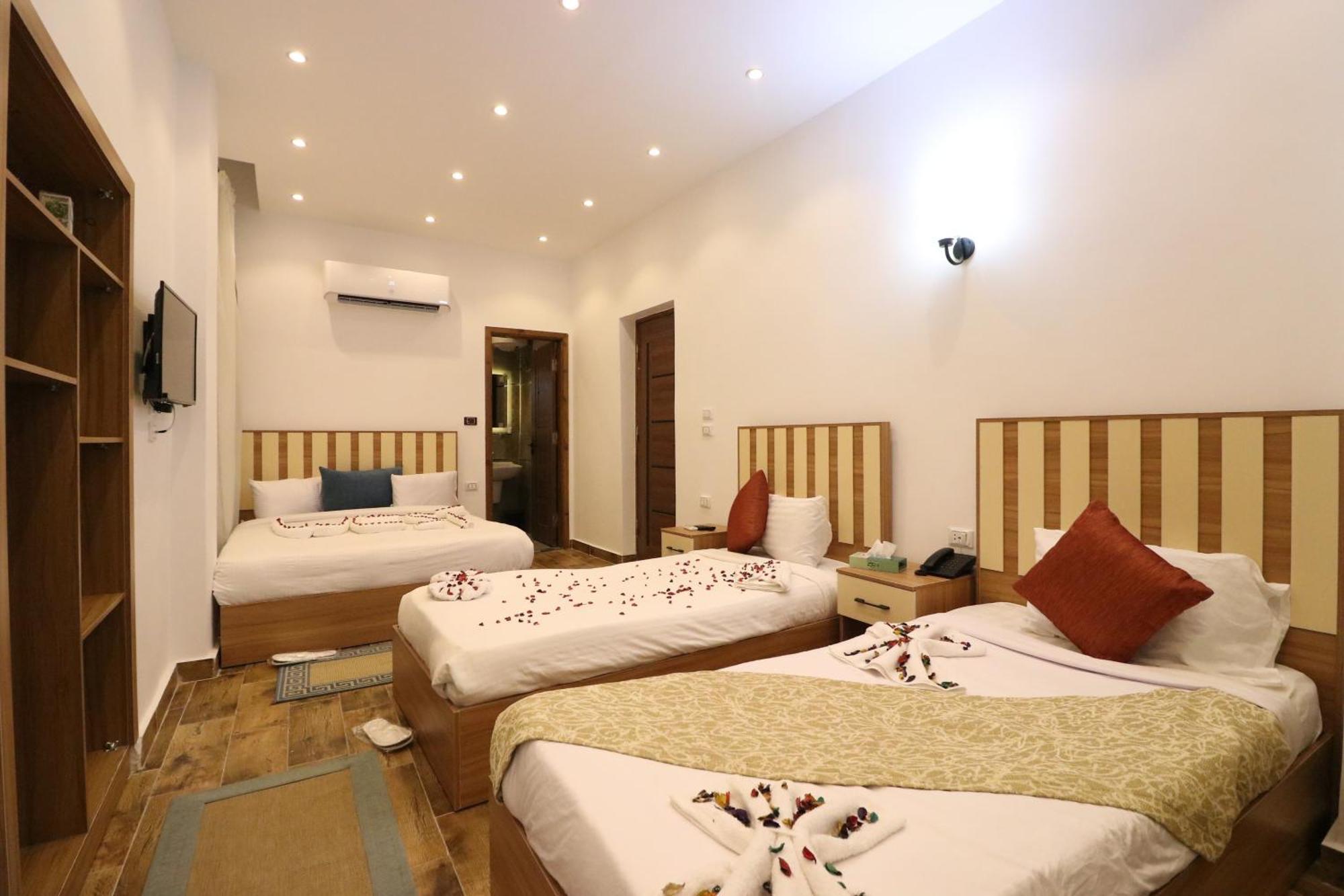 West Pyramids Hotel Kafret el-Gabal エクステリア 写真
